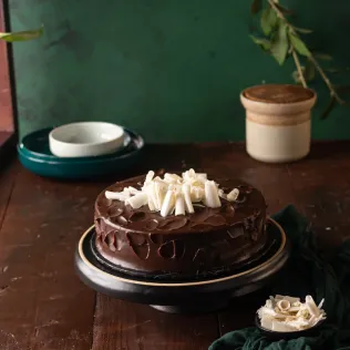 2lbs Double Chocolate Fudge Cake from Kitchen Cuisine