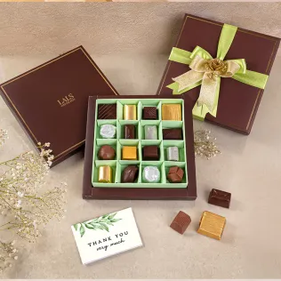 16 Assorted Classic Chocolates – Bon Bon Gift Box