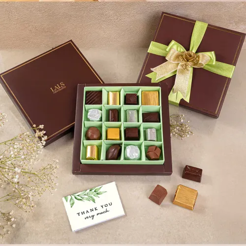 16 Assorted Classic Chocolates – Bon Bon Gift Box